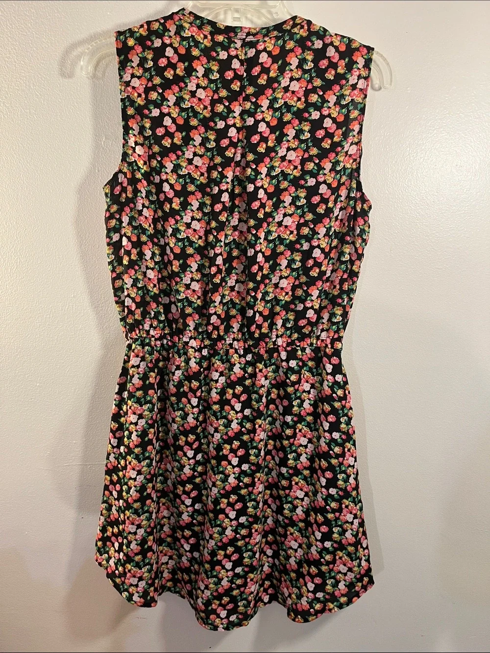 GAP Black Floral Sleeveless Dress with Pink and Green Flowers - Picture 2 of 4